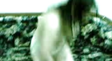 sex đêm tân hôn Tôi tải sex tìm thấy một chàng trai thủ dâm trong một tạp chí. Chết tiệt cho đến khi cumshot.