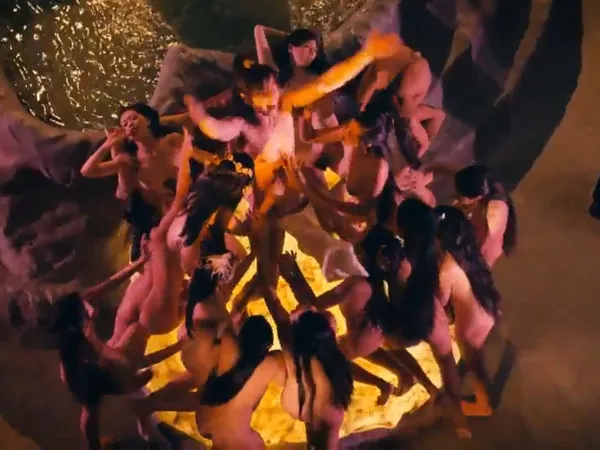 sex quay lén ngủ Nhục bồ đoàn 2: Ngọc nữ tâm kinh (1996)